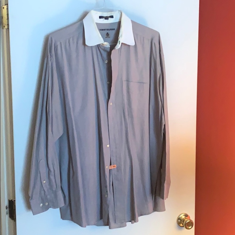 Tommy Hilfiger men’s dress shirt
